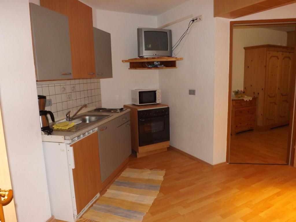 Appartementhaus Sabine Kotschach-Mauthen Habitación foto